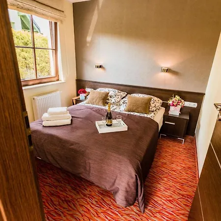 ホームステイ Cove