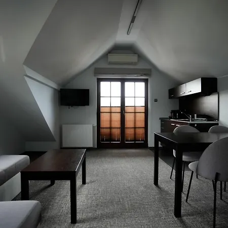 Cove ホームステイ *