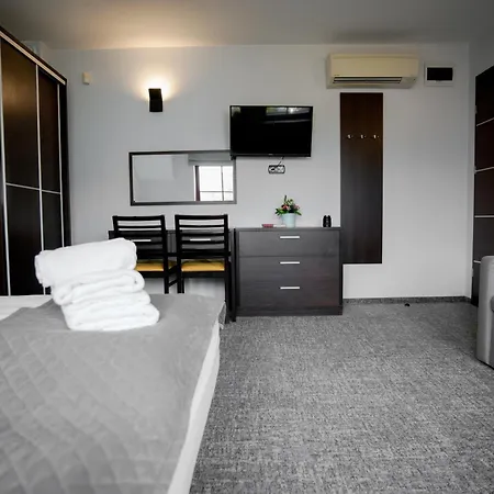 ホームステイ Cove *