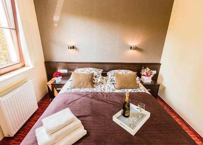 Cove יאסטארניה