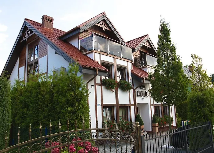 בית אירוח Cove יאסטארניה