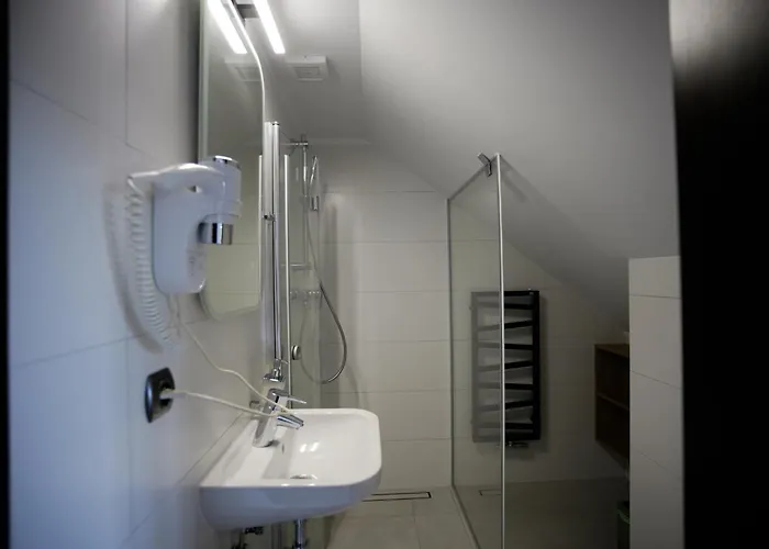 בית אירוח Cove יאסטארניה