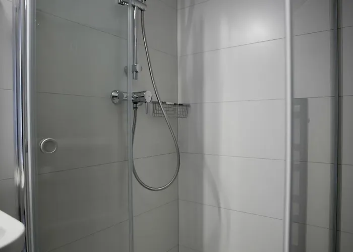 Cove * יאסטארניה